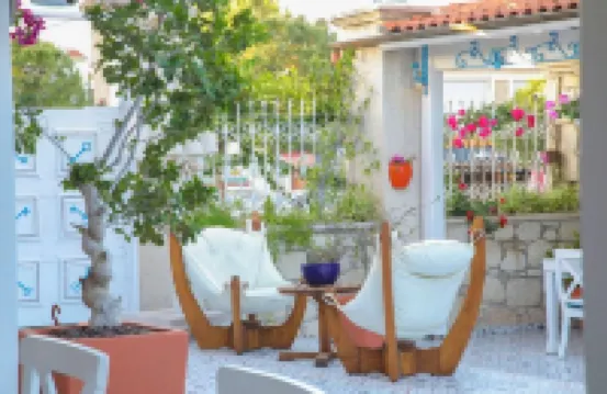 Alacatı Leylak Hotel