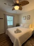 Turtle Cove B • Stylish 2BR Duplex with Extra Half Bath + Walk to Beach