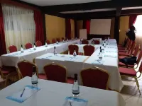 The Coconut Grill Hotel