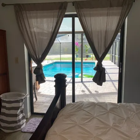 Beautiful Home Away from Home for your Vacation with Private Pool and Hot Tub