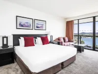 BreakFree Capital Tower Canberra Hotels in Canberra