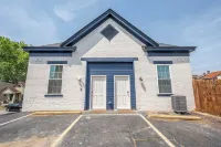 Covington Charm 202