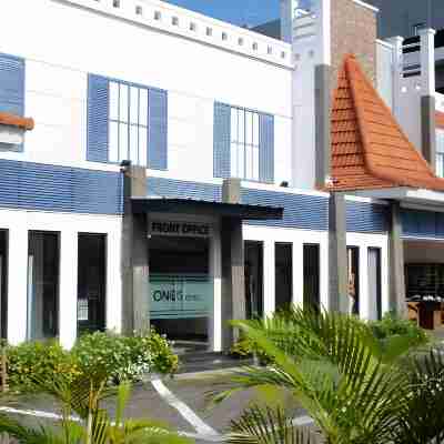 Ono's Hotel Cirebon Hotel Exterior