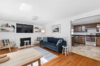 4Br Near Downtown Bristol w/ Yard & Parking