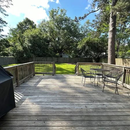 Stylish 3BR in Garden District near parks, river views, Neville High, and ULM.