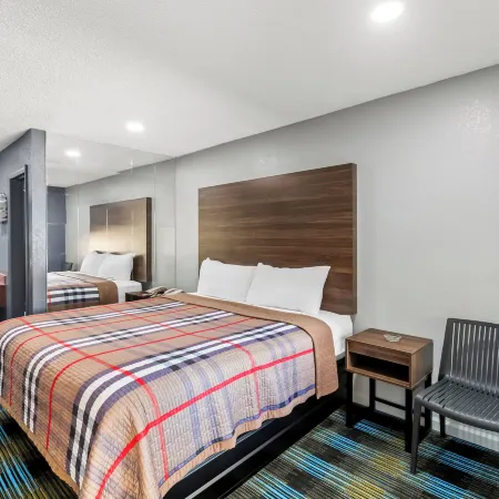 Scottish Inns - Atlanta Отели рядом с достопримечательностью «Станция метро "Гамильтон Э. Холмс"»