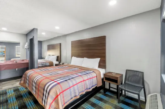 Scottish Inns - Atlanta Hotels near MARTA-Hamilton E. Holmes Station
