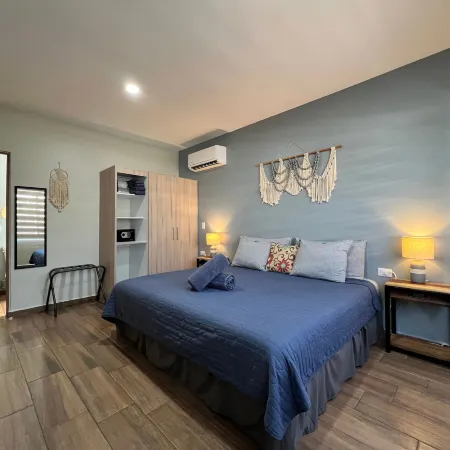 Promo! 2Br-Pool-Views-King Bed-Walk 2 Beach- Area