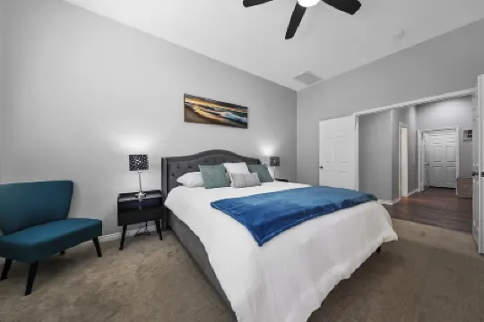 Charming 4-bedroom house with private pool and spa in brilliant Indio