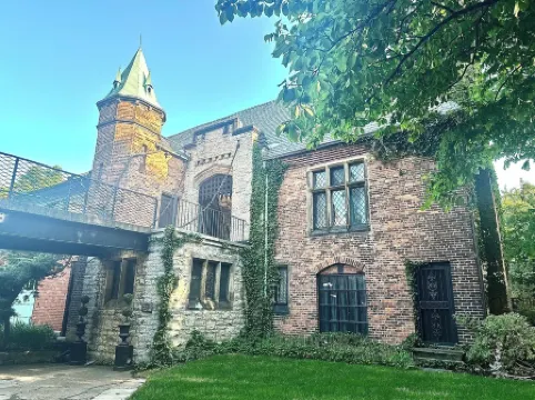 Unique Castle in Buffalo NY