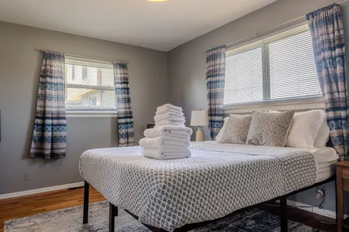 Modern River Retreat Near Airport, Hospitals, Corporations