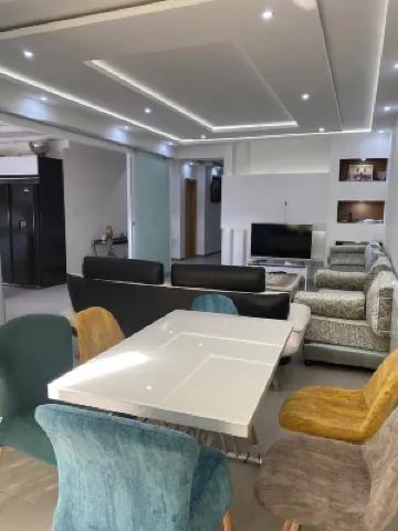 Appartement Avec Vue Panoramique sur la Ville