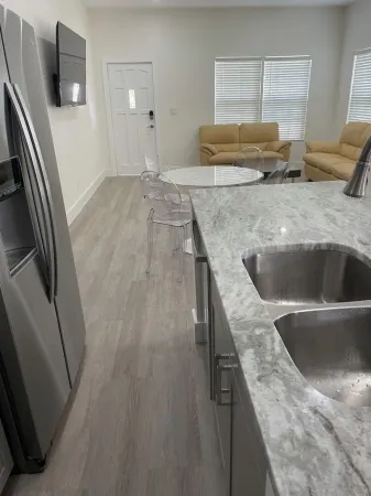 House 2 Bedrooms /2 full bathrooms Downtown Winter Garden Отели рядом с достопримечательностью «Winter Garden Art Association»