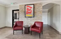 Red Roof Plus+ Galveston - Beachfront Hotels in Galveston