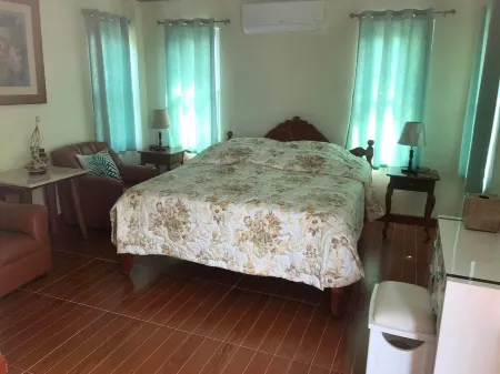 A charming ocean front resort... Отели рядом с достопримечательностью «La Union»