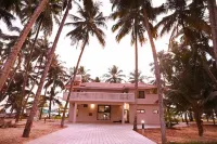 Palm Gardens : Beach View Villa Hotels in Malpe