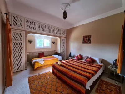 Miroirft DE LA Plage DE LA Villa Hotels near Plage AFTASS