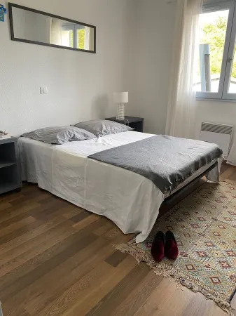 Basque house with swimming pool Отели в г. Сеньосс