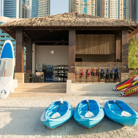 Le Méridien Mina Seyahi Beach Resort & Waterpark