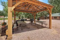 Timber Lodge Cabin 6 - Homestays