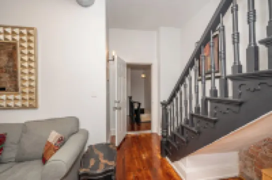 Spacious 5-bedroom house in Covington- minutes from Downtown Cincy