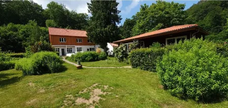 Vacation Langer Grund Отели в г. Бад-Пирмонт