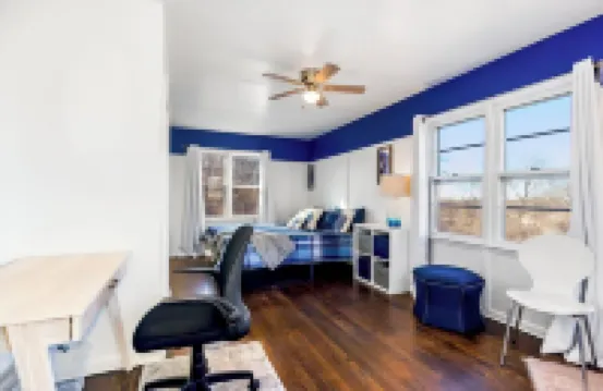 Charming newly Renovated, Pet friendly, Wi-Fi, close to Union Station/Plaza area