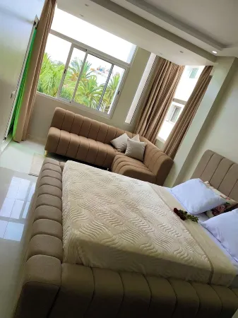 Résidence Beach palace 1, apartment at the beach Отели в г. Мохаммедия