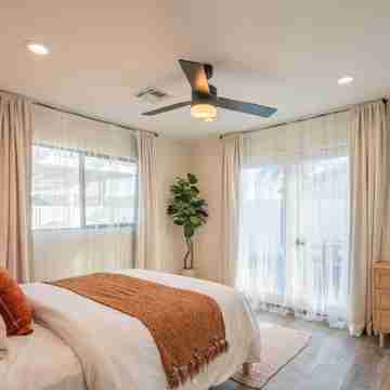 Old Town Scottsdale Oasis • Private Pool, Hot Tub, Game Room & EV Charger Rooms