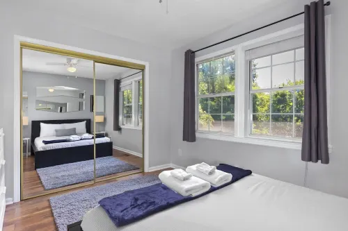 Private UNC Townhome w/ Parking, 2 Bedrooms, Sleeps 6, w/ Beautiful Garden! Hotels in Carrboro