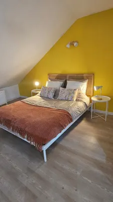 Le comble de Lens / Large, quiet, bright studio 10 minutes from the station and stadium Hotels near Stade Bollaert-Delelis