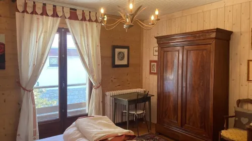 Magnificent Chalet in the heart of Font Romeu for up to 12 people