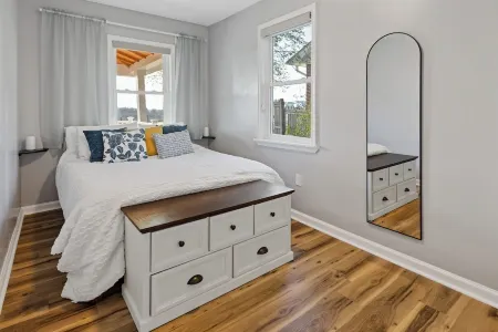 Mountain View Bungalow in Front Royal