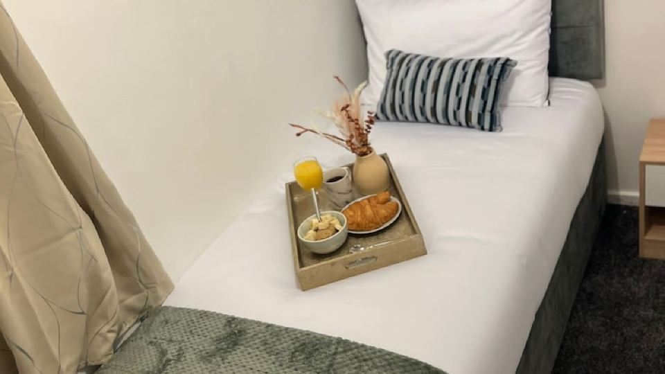 Morden Peace Luxury - Service Accommodation