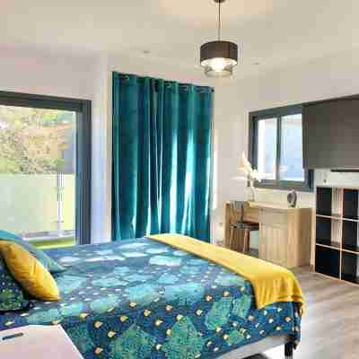 Villa with heated pool Rooms