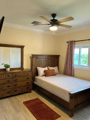 Luxury Exuma 2bdrm Apartment #2