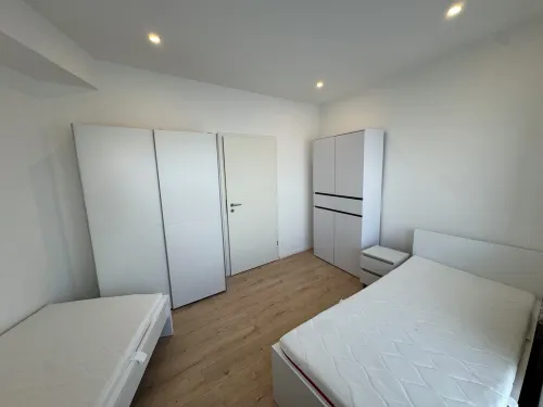 Completely refurbished fitters' apartment for 5 people Hotels in Schwalbach