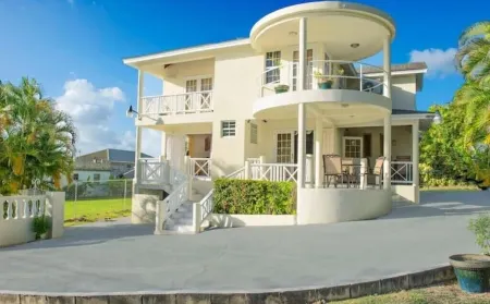 Sunset Nook: Cozy one bedroom apartment Отели в г. Маунт Стандфаст