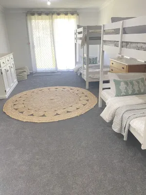 Coastal family home central to everything! Hotels in Culburra Beach