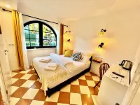 Villa Orchard Frankfurt Các khách sạn gần Thính phòng J&J Auditorium