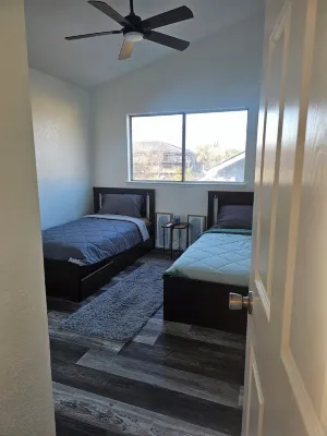 Spacious 4-bedroom house with AC, WiFi in enjoyable Stockton