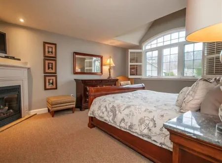 Beautiful Villa at Port Carling, Ontario - PET friendly