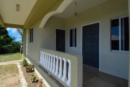 2-bedroom apartment in delightful River Doree Choiseul with WiFi, AC.