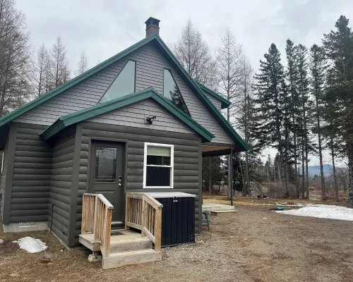 Beautiful Log Cabin on Moose River in Jackman ME Hotels in Jackman