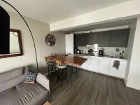 10 min from airport and 15 min from beaches air-conditioned apartment with terrace