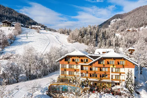 Genusshotel Almrausch Hotel di Bad Kleinkirchheim