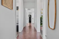 Top Rated - PRIME Location - Parking Free - CLEAN