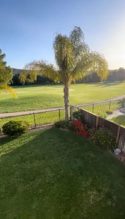 Luxurious Golf Course Retreat - Fully Remodeled near Napa and San Francisco