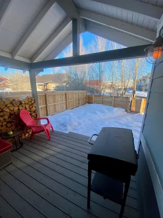 Freestone Living. Charming Three bedroom house