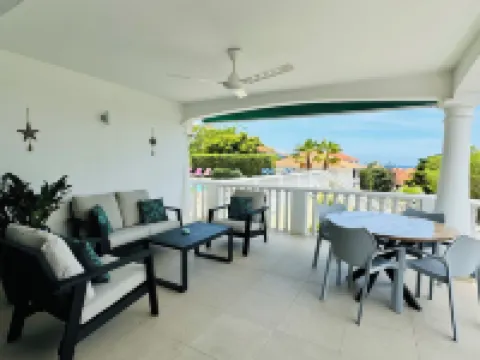 Bluebay - TT#12: Poolside Ocean View - AIRCO Hotels in Sint Michiel